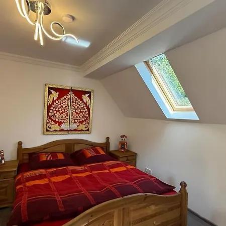 Spacious Family Near Rab Us Base *