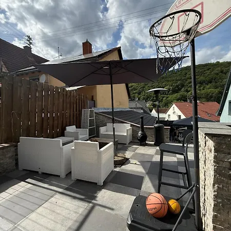 아파트 Spacious Family Near Rab Us Base